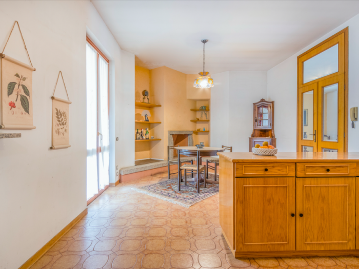 Archisio - Eukalipto Studio - Progetto Home staging e servizio fotografico su villa arredata non abitata in provincia di cremona