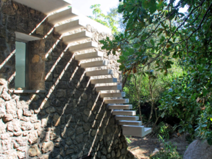 Archisio - Caterina Esposito - Progetto Recupero eristrutturazione di un antico cellaio di 250 mqimmerso in un bosco privato