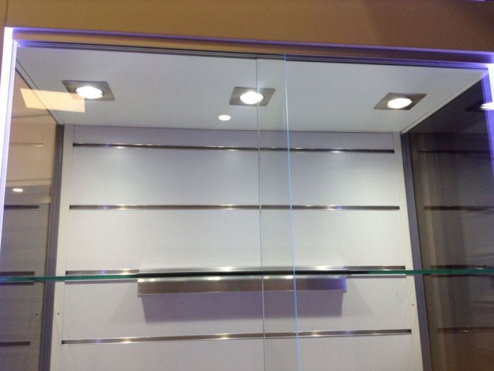 Archisio - Imetallici Di Taverna Andrea Taverna - Progetto Arredamento negozio