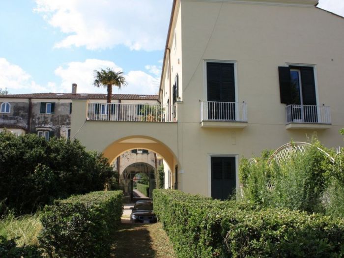 Archisio - Greco Michele Infissi - Progetto Persiane scuri e altri complementi per serramenti