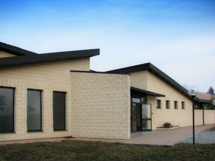 Archisio - Luca Riperto Architetto - Progetto Palestra polivalente comunale di viverone - 2004-2008