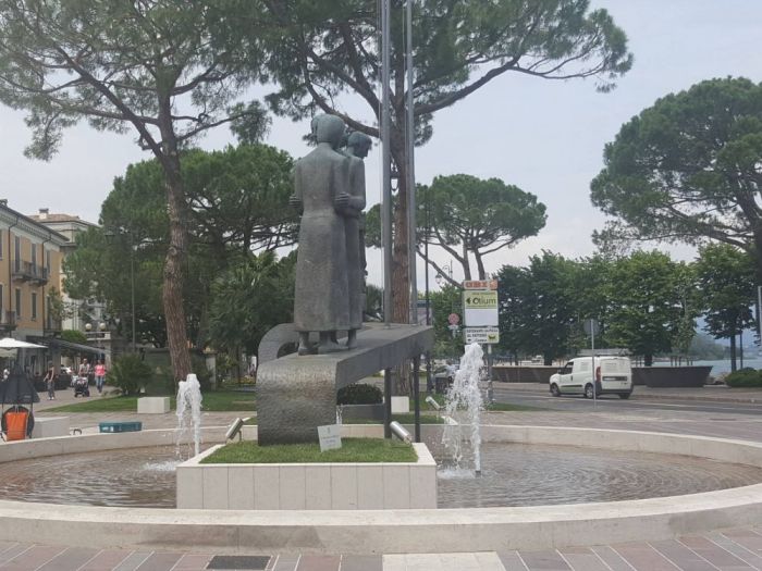 Archisio - Cristiano Mazzotta - Progetto Riqualificazione piazza cappelletti