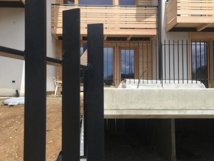 Archisio - Bclegno - Progetto Ville bifamilari struttura a telaio legno lamellare cert Fsc e pefc