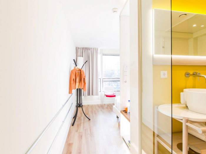 Archisio - Olympia Ceramica srl - Progetto London amsterdam qbic hotel