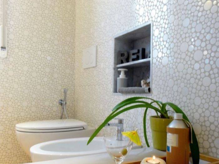 Archisio - Giulia Home Stager - Progetto A cavallo tra il relooking e lhome staging bagno confezionato