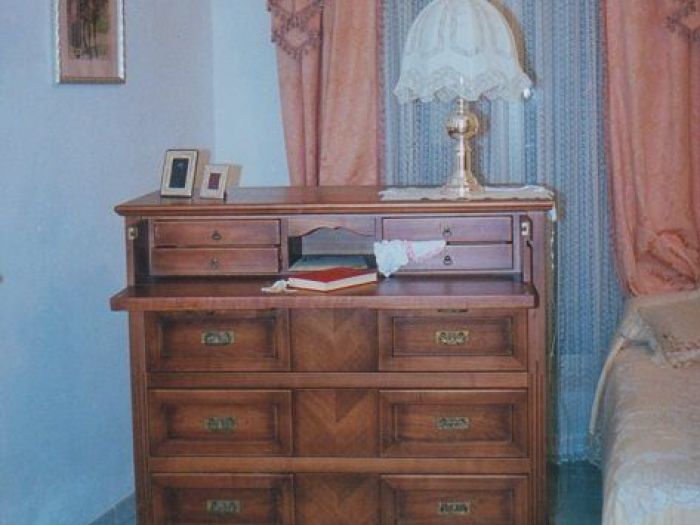 Archisio - Falegnameria De Battista - Progetto Trittico camera da letto in ciliegio
