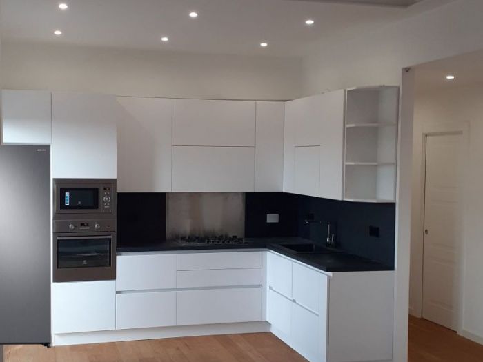 Archisio - Mani Srl Ristrutturazini - Progetto Realizzazione open space appartamento in roma con applicazione decorativo fili di seta giorgio graesan