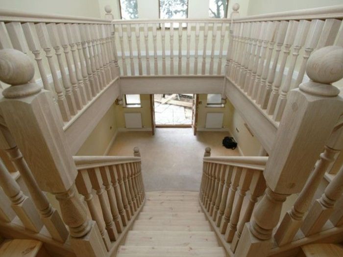 Archisio - Falegnameria Su Misura - Progetto Scale in legno su misura