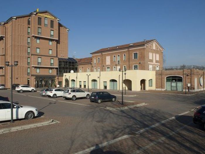 Archisio - Ivano Marenco - Progetto Hotel bar ristoranti