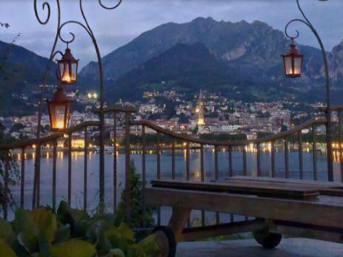 Archisio - Ferro E Fuoco - Progetto Lampioni in ferro battuto per lilluminazione pubblica