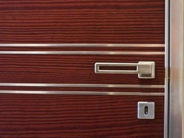 Archisio - Damar Serramenti - Progetto Porte portoni interni ed esterni