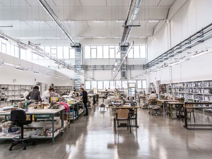 Archisio - Zeno Pucciarchitects - Progetto Bruno manetti headquarters montelupo fno