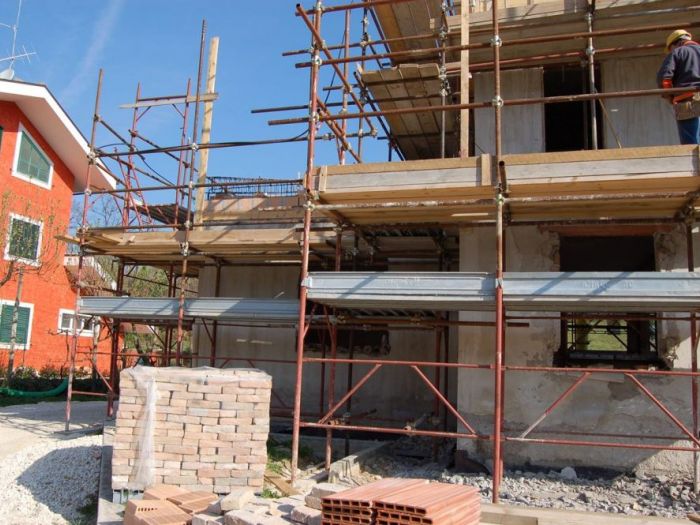 Archisio - Gianluca Fricchione - Progetto Ristrutturazione casa isolata