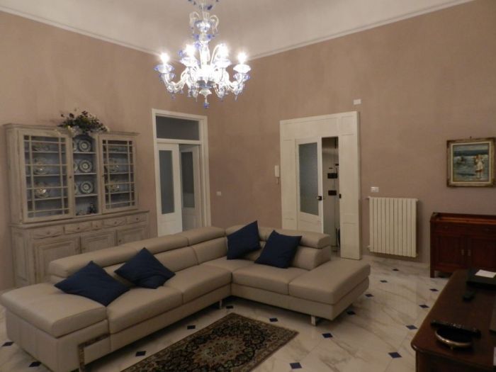 Archisio - Ristruttura Point - Progetto Alloggio con giardino oneglia