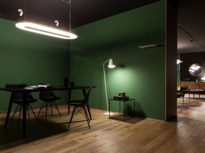 Archisio - Didon Comacchio Architects - Progetto Showroom ll light village