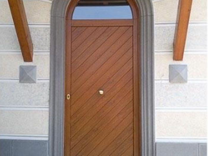 Archisio - Euroserramenti srl - Progetto Porte per esterni