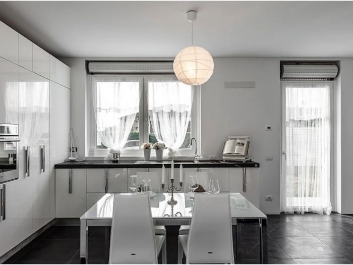 Archisio - Gabriella Sala Home Staging Relooking Specialist - Progetto Home staging in villa pavese open house