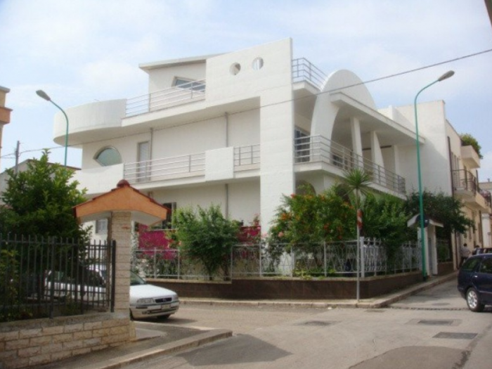 Archisio - Domenico Morolla - Progetto Intervento di sopraelevazione