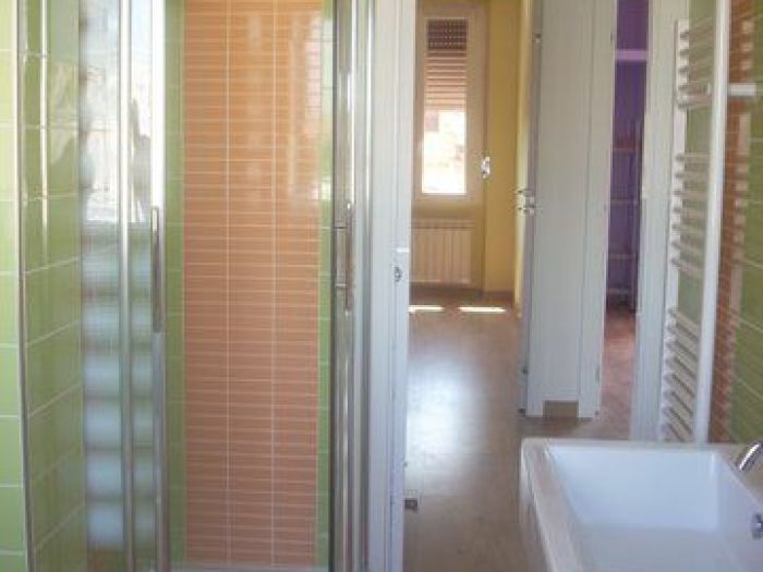 Archisio - Mani Srl Ristrutturazini - Progetto Brochure