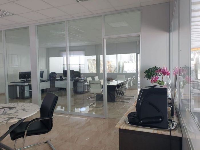 Archisio - Alfa Servizi Srl - Progetto Pareti divisorie e arredamento ufficio