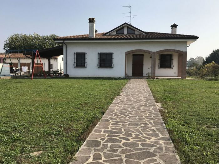 Archisio - Lucia Panzetta - Progetto Giardino in campagna