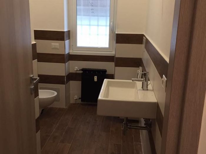 Archisio - Ea Works srl - Progetto Rinnovo bagni e illuminazione in provincia di roma