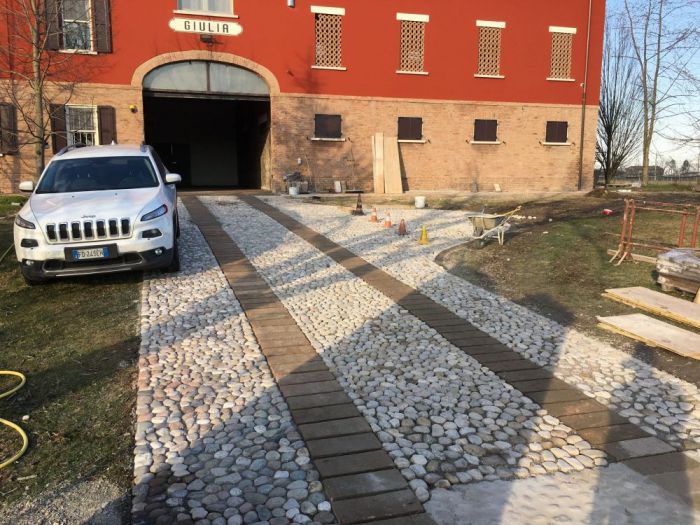 Archisio - Gl Edilizia Di Luigi Cavallaro - Progetto Entrata e ciottolato villa