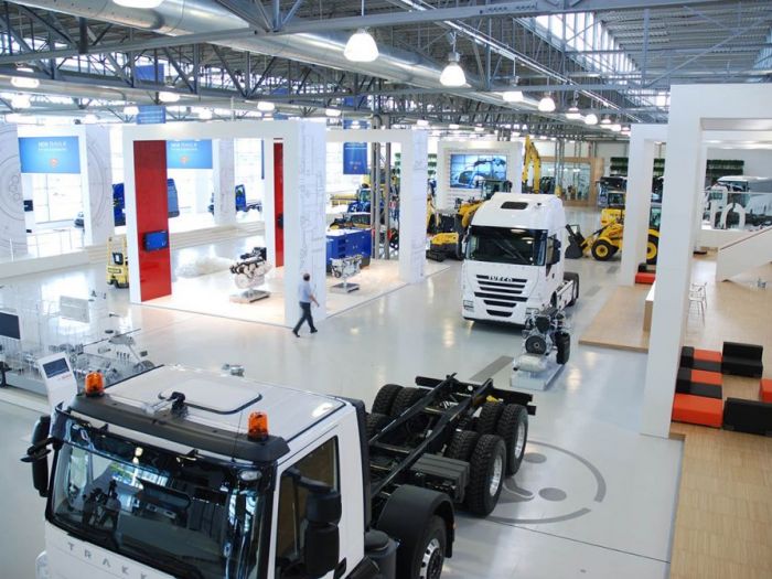 Archisio - Carmadesign srl - Progetto Fiat industrial village showroom museum offices restaurant branding