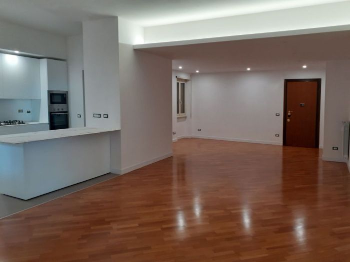 Archisio - Mani Srl Ristrutturazini - Progetto Realizzazione living roma nuovo salario