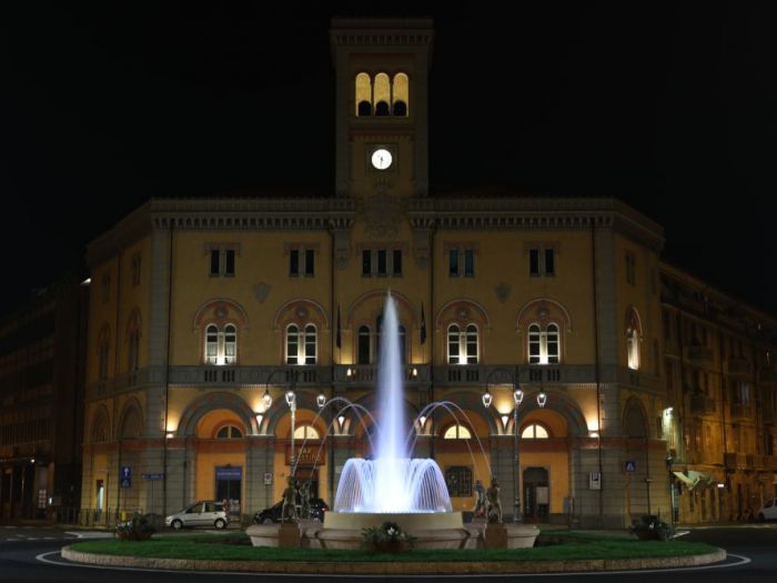 Archisio - Forme Dacqua - Progetto Restauro della fontana di piazza dante - imperia