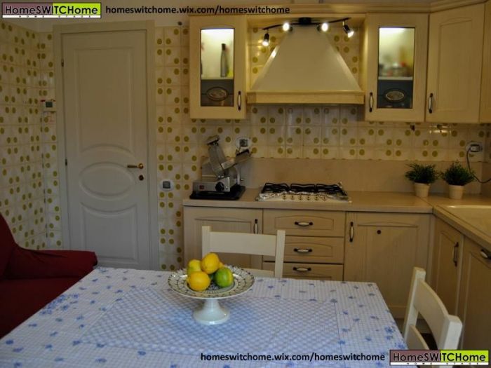 Archisio - Homeswitchome - Progetto Home staging - villa in vendita quattro castella re