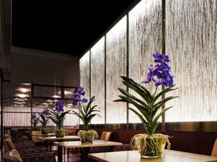 Archisio - Jupiter International srl - Progetto Set arrangement - composizioni floreali