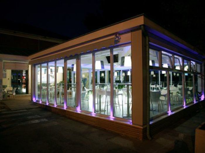 Archisio - Vitalegno - Progetto Struttura in legno e vetro realizzata chiavi in mano a rionero in vultureIntervento pubblicato suGuida finestraEdilportaleArchiportale