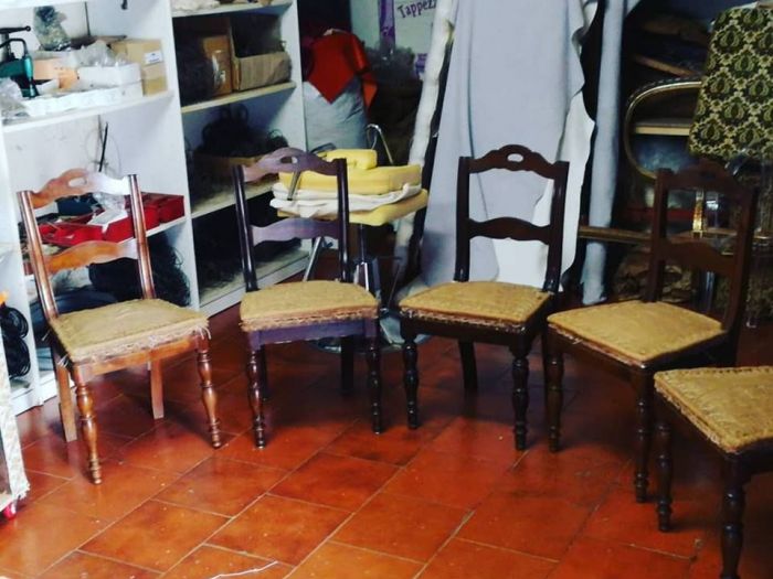 Archisio - Tappezzeria Artigianale Del Borgo - Progetto Realizzazione di sedie