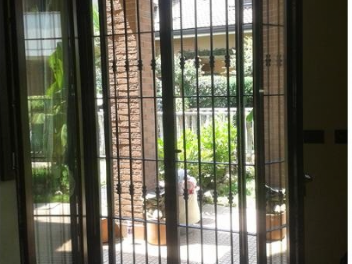 Archisio - Acs Officine - Progetto Vendita e installazione cancelli e grate di sicurezza