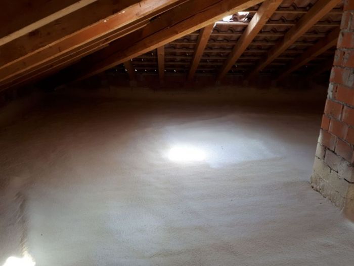 Archisio - Edilchimento Di Chimento Carmine - Progetto Isolamenti in poliuretano espanso a spruzzo per tetti pavimenti e pareti