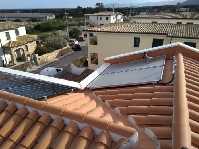 Archisio - Impianti Elettrici Elettrica Contat - Progetto Installazione pannelli fotovoltaici su tetto