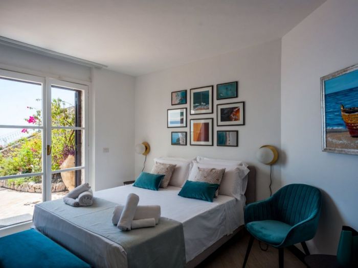 Archisio - Fabrizio Pezzoli - Progetto Casa miss trevelyan servizio fotografico per booking