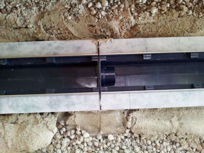 Archisio - Malagrida Group Srl Canalina Infinity - Progetto Particolari bordo piscina