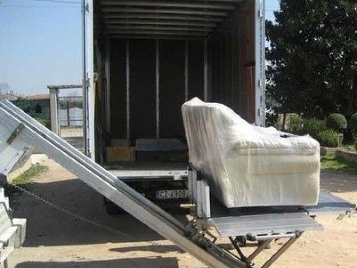 Archisio - Traslochi Coltro Nascimben - Progetto Noleggio scale aeree e montacarichi