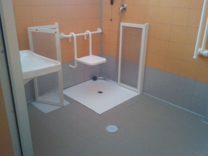 Archisio - Errico Gaglianese - Progetto Adeguamento gruppi bagni - ospedale pugliese - catanzaro