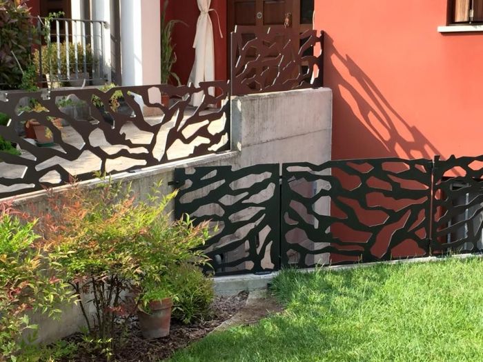 Archisio - Piccola Carpenteria Metallica - Progetto Inferiate in ferro