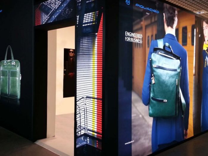 Archisio - Elena Cherubini - Progetto Progettazione stand piquadro