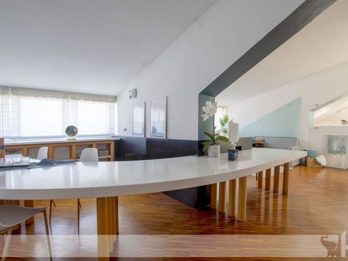 Archisio - Elisa Cattelan - Progetto Ufficio tecnico No Luminoso attico