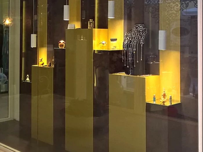 Archisio - Ideal Legno - Progetto Commercial