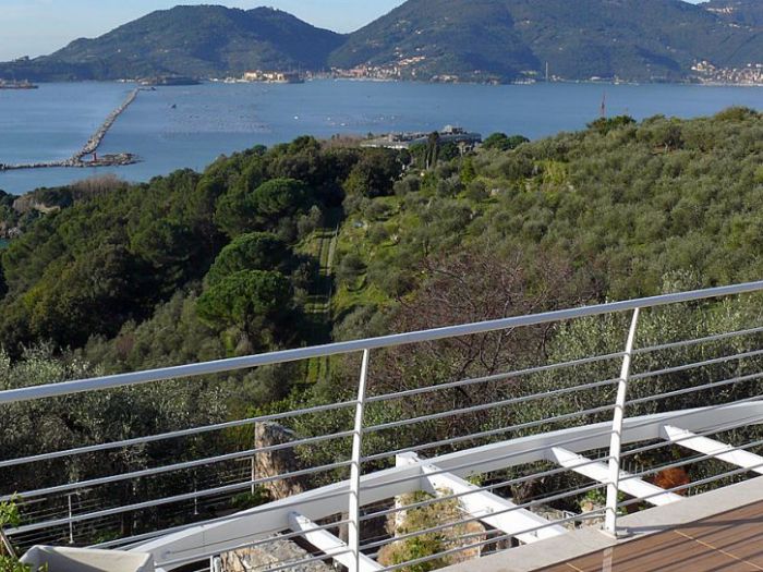 Archisio - Maurizio Grassi - Architetto - Progetto Villa nel golfo di la spezia