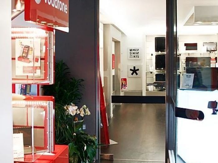 Archisio - Mino Perletta - Progetto Centro vodafone