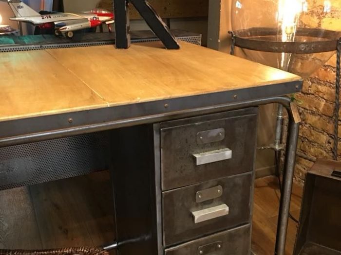 Archisio - Scenography - Progetto Scrivanie