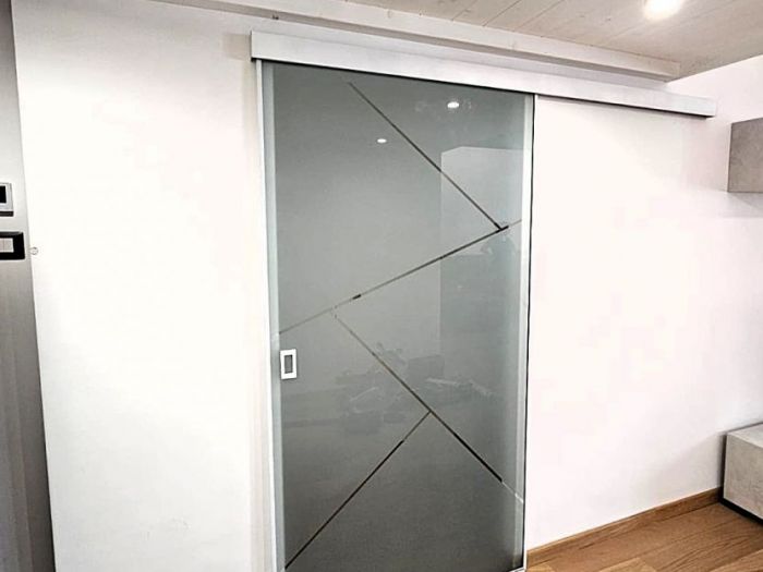 Archisio - Mp Glass - Progetto Porte e pareti divisorie in vetro