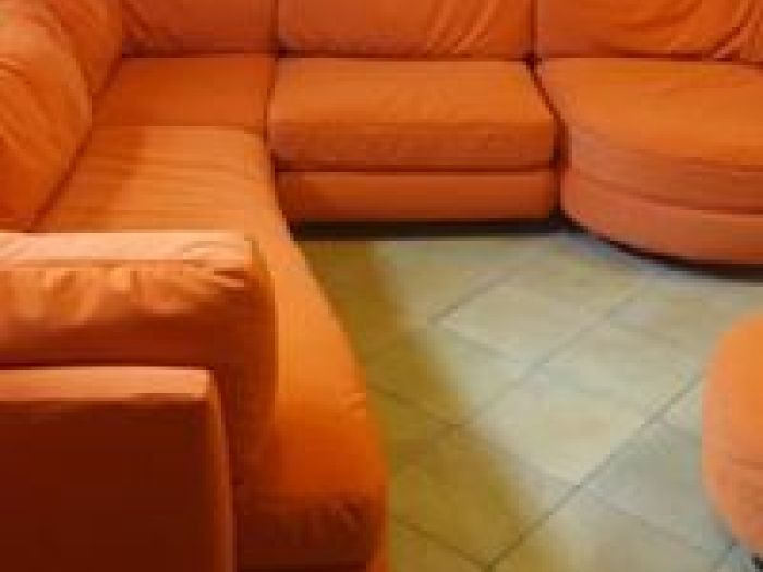 Archisio - Tappezzeria Lanciotto Fsco - Progetto Divano arancione